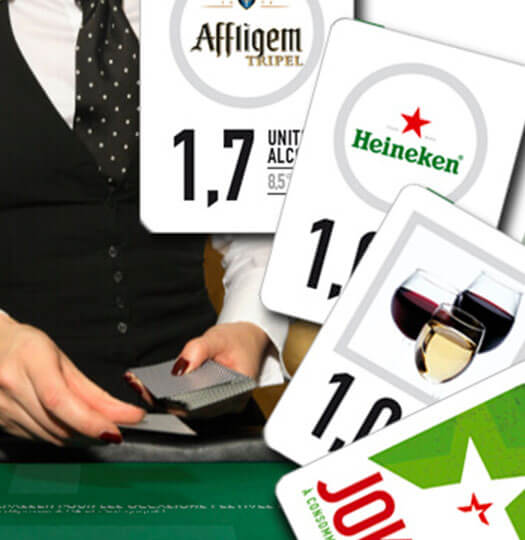 L'agence MARDI crée un jeu de carte black jack pour Heineken